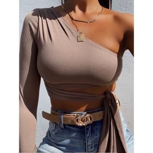 *SALE* One Shoulder Front Tie Crop Top Long-Sleeve